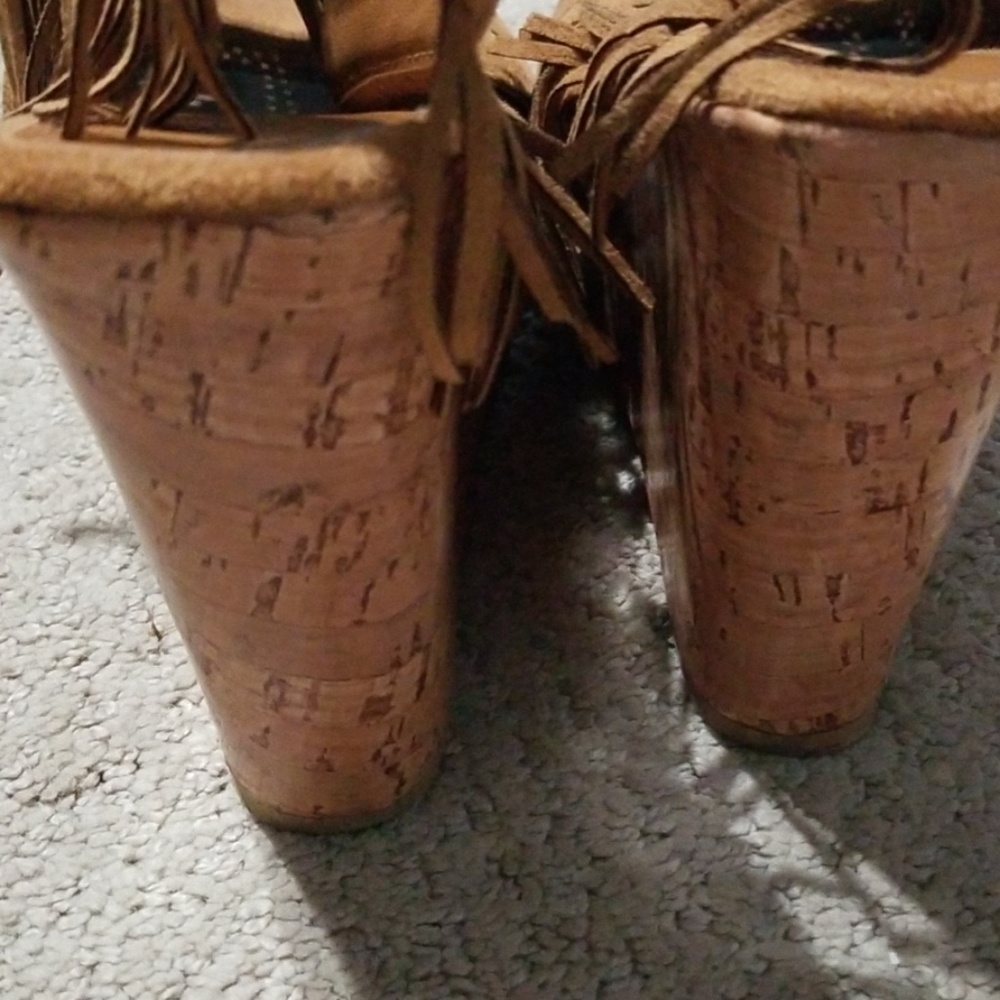 Shoes - Picture 3 of 3